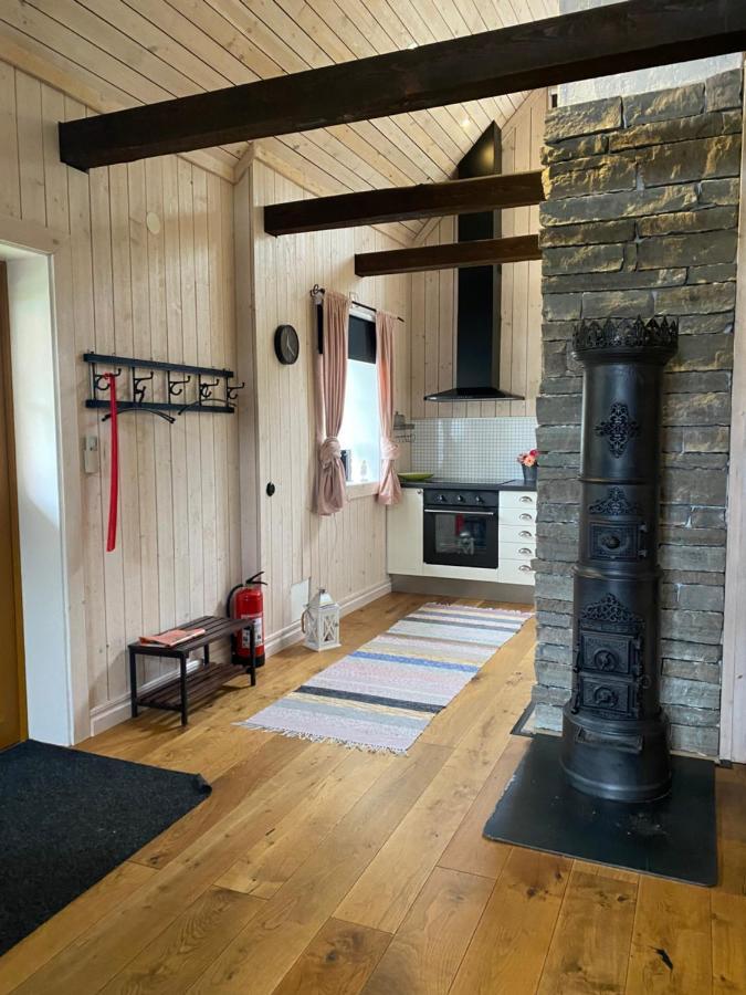 Bo i egen stuga på härlig ölandsgård Köpingsvik Exteriör bild